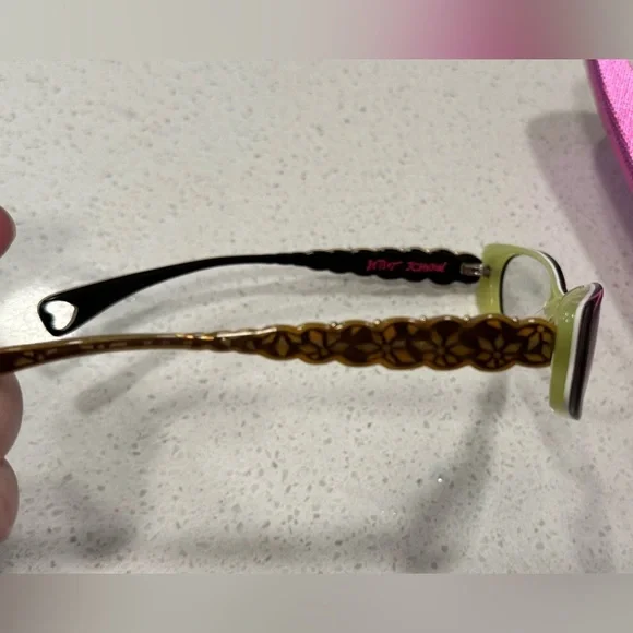 Betsey Johnson Harajuku Flower Eyeglass Frames β Black & Green Cat Eye with case - Picture 5 of 11